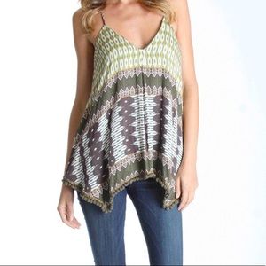 VaVa camisole with Pom poms size m